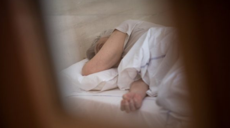 OBSH paralajmëron ndikim afatgjatë të COVID-19 në shëndetin mendor