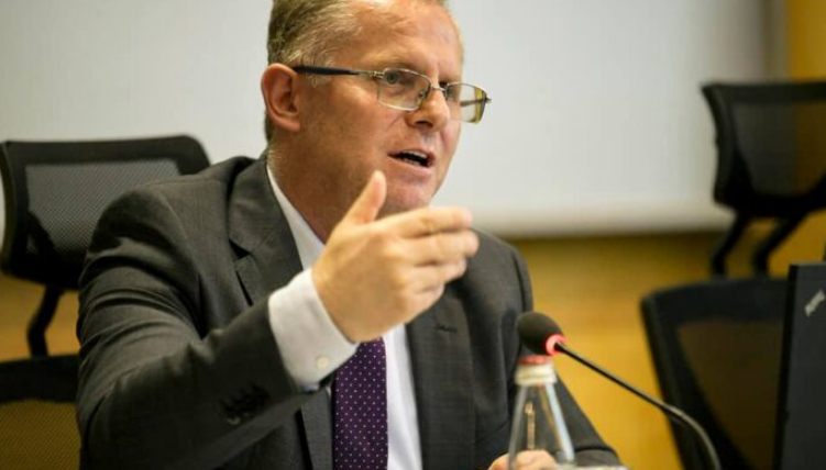 Mbi 800 euro per dreka e bileta aeroplani, keto jane shpenzimet e Besnik Bislimit si zëvendës kryeministër