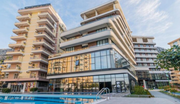 Pushuesi kosovar rrahet brutalisht në prani të gruas shtatzënë në Hotel ‘Rafaelo’