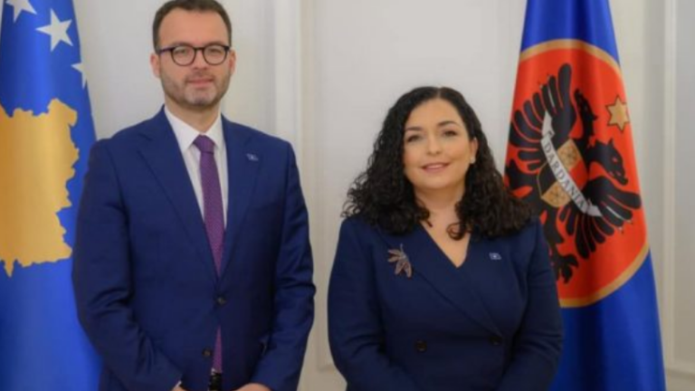 Vela e quan Vulinin këlysh të gruas së Millosheviqit, pasi e fyu presidenten Osmani