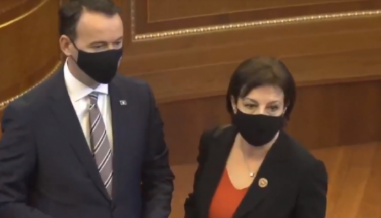 Krizë në Listën Guxo, anëtari i saj shpërthen në akuza ndaj Donika Gërvallës e Faton Pecit