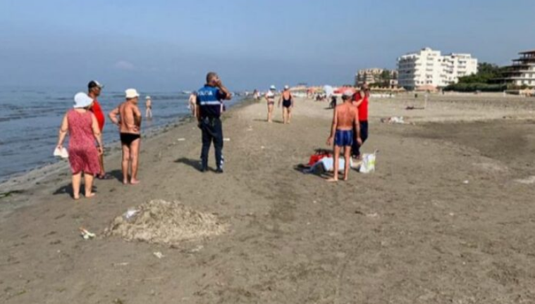 Mbytet një kosovar në plazhin e Durrësit
