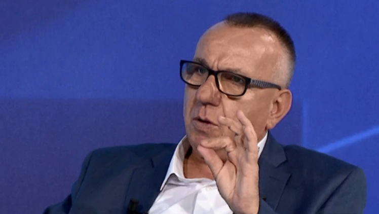 Enver Hasani: Marrëveshja e propozuar për paqe e Albin Kurtit është primitive