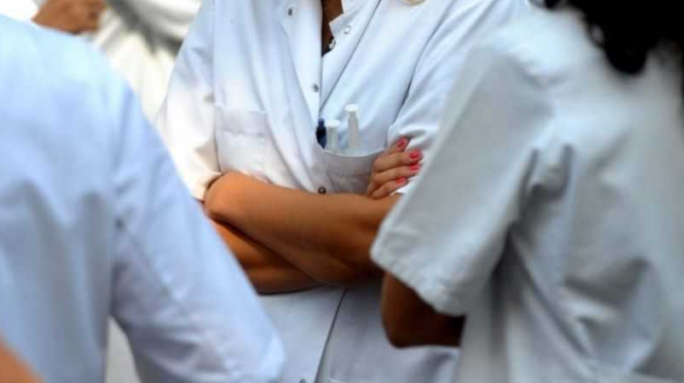 FSSHK paralajmëron veprime sindikale nëse shtesat nuk u përfshihen në paga punëtorëve shëndetësorë