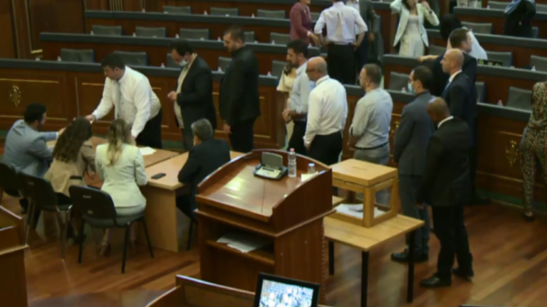 Emërohen edhe dy anëtarë të bordit të RTK-së nga komunitetet joshumicë