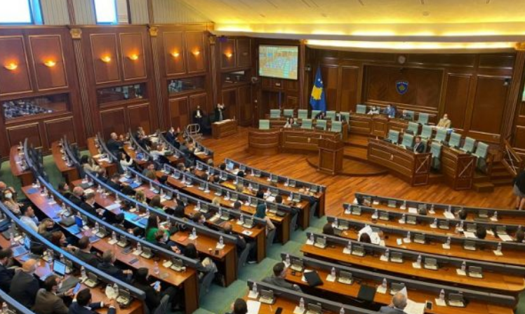 ​Miratohet në parim Projektligji për tregtinë me produkte të naftës dhe karburante të ripërtërishme