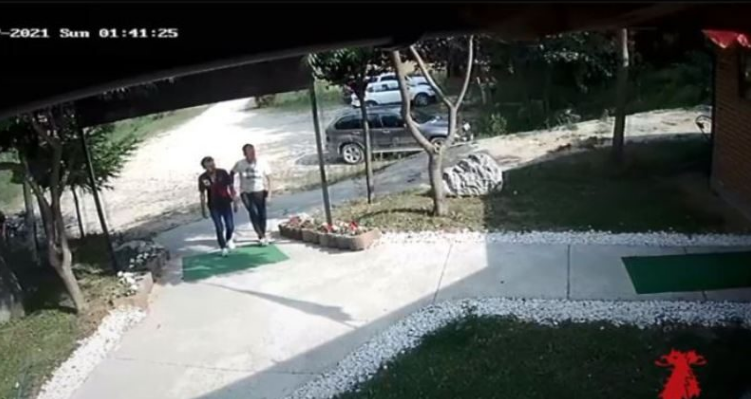 Pusetat e pasiguruara dhe ‘dy serbët e dyshimtë që vizituan Deçanin para helmimit’