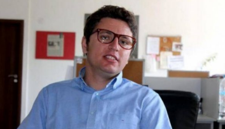 Zogaj për emërimin e motrës së ministrit Aliu: Banditë, çfarë maskarade