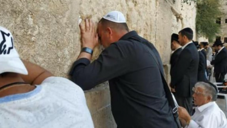 Berisha flet për besimin e tij religjioz: Jam përcaktuar për të besuar në judaizëm