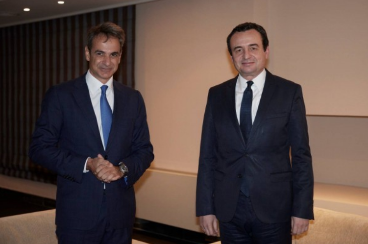​Kurti takon Mitsotakis: Greqia t’i bashkohet vendeve që e kanë njohur Kosovën