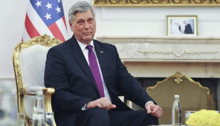 Ambasadori Kosnett: Angazhimi i përbashkët mes Kosovës dhe SHBA-së, nuk duhet të ndalojë