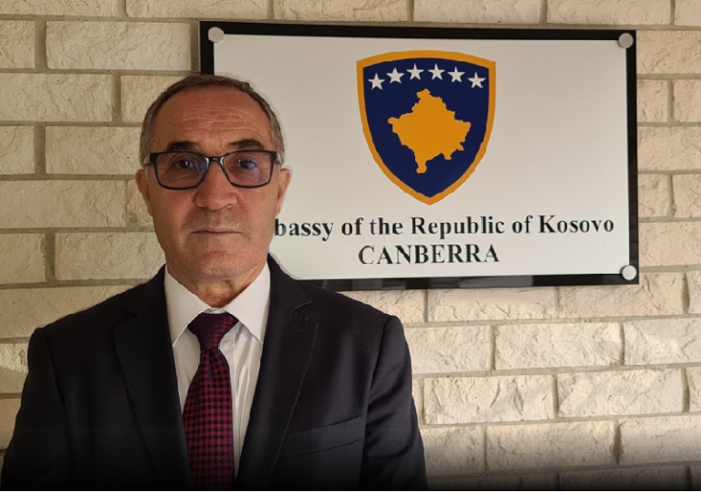 “Nuk po kam kujt me ia dorëzua çelësat e Ambasadës”, ambasadori i Kosovës në Australi përfundon misionin pa ardhur askush
