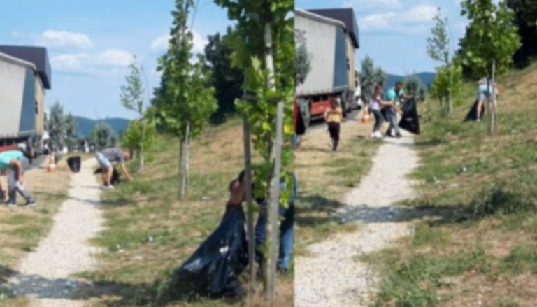 Gjest i mirë nga mërgimtarët në Merdare: Pastrojnë ambientin derisa presin në kolonë