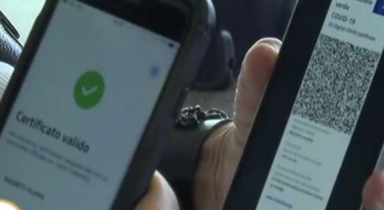 Rriten shitjet e certifikatave të rreme Covid-19, njerëzit po i blejnë për 100€ përmes rrjeteve sociale