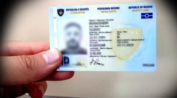 Veç serbët e turqit po pajisen me letërnjoftime të Kosovës, jo edhe kosovarët