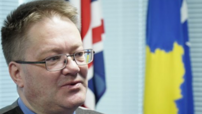 Abbott: Mirënjohës për mikpritjen e kosovarëve ndaj afganëve