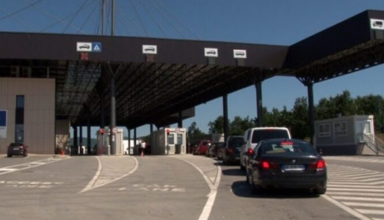 Lajm i mirë: Nuk ka pritje as kolona automjetesh në pikat kufitare me Serbinë