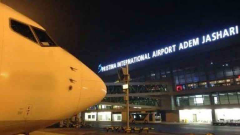 Aeroporti i Prishtinës lëshon njoftim të rëndësishëm për ata që duan të udhëtojnë