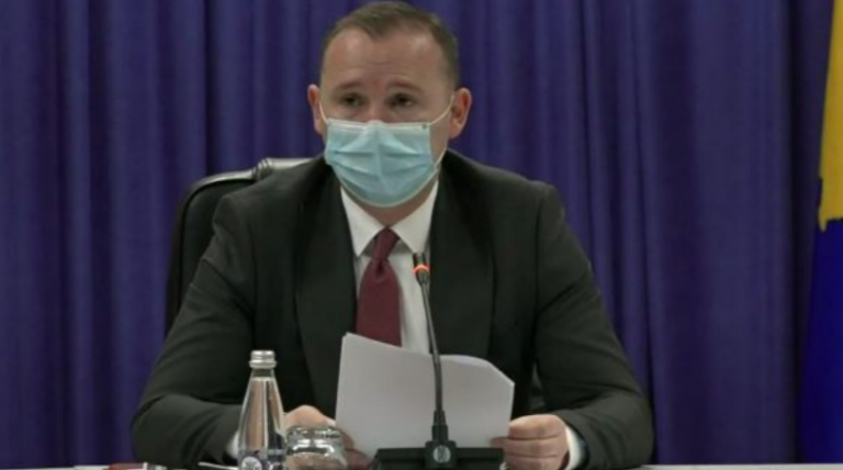Zemaj kritikon Kurtin për mënyrën e menaxhimit të pandemisë, e quan Vitinë “ministër mindil”