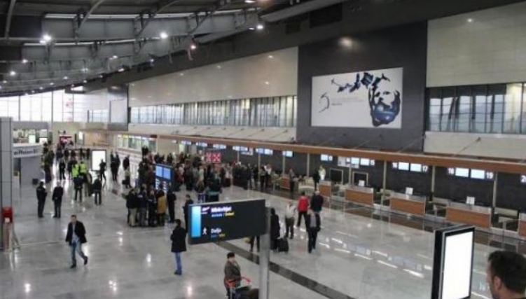 Çmimet e biletave të aeroplanit u ngritën për 1.8 për qind gjatë muajit korrik