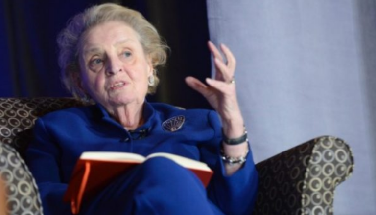 Albright falenderon Kosovën që u tregua e gatshme t’i pranojë afganët