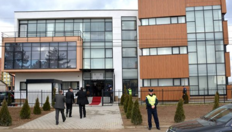 I dyshuari për vrasjen e 18 vjeçares në Ferizaj ishte liruar nga paraburgimi në janar të këtij viti