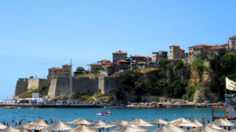 Mitrovicasi dhe mërgimtari nga Shkupi ua shpëtojnë jetën tri grave në Ulqin