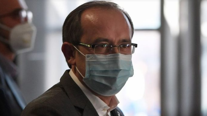 Hoti: Albin Kurti e kritikonte LDK-në për menaxhimin e pandemisë, sot të gjithë heshtin