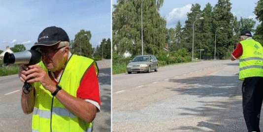 Plaku mashtron keq shoferët që vozisin shpejt: Del në rrugë me tharës flokësh si radar