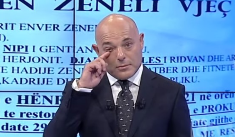 Nuk përmbahet Blendi Fevziu, shpërthen në lot: Ju më neverisni o njerëz