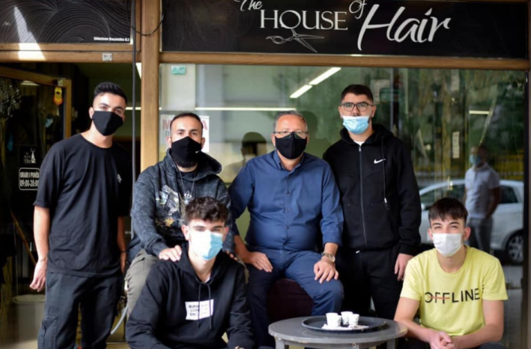 Të rinjtë i japin mbështetje Bedri Hamzës: Mitrovicës i duhen shkolla profesionale
