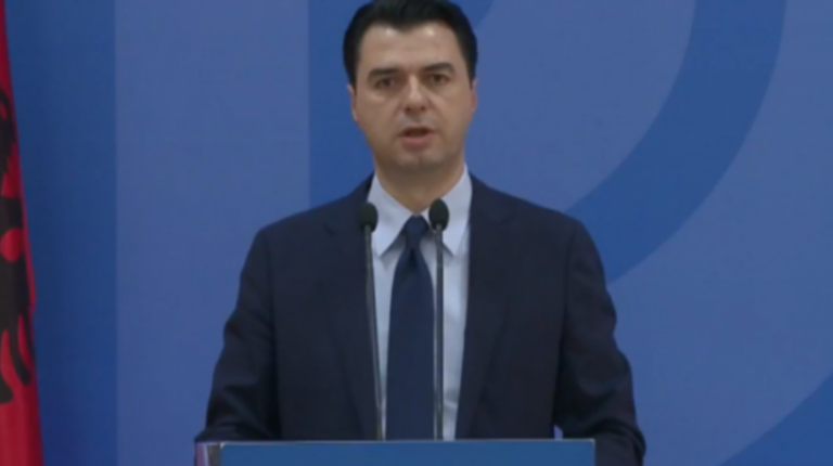 Tensionet për targat, reagon Basha