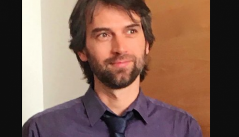 Humbi tre anëtarë të familjes nga Covid-19, Selaci: Ju që i thurni lavde kësaj Qeverie, hiçmuni sysh