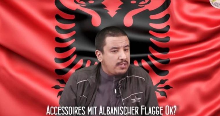 Imami arab në Gjermani për flamurin shqiptar: Hidheni në koshin e plehrave