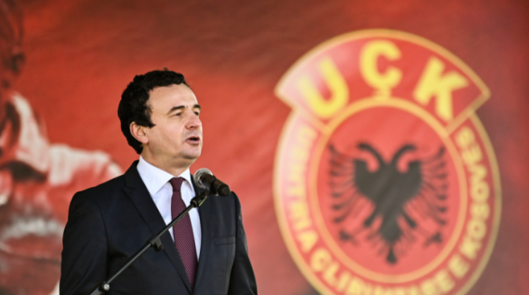 “Kush ka thënë që janë hap arkivat e UÇK’së”: Kurti sqaron deklaratën për hapjen e arkivave