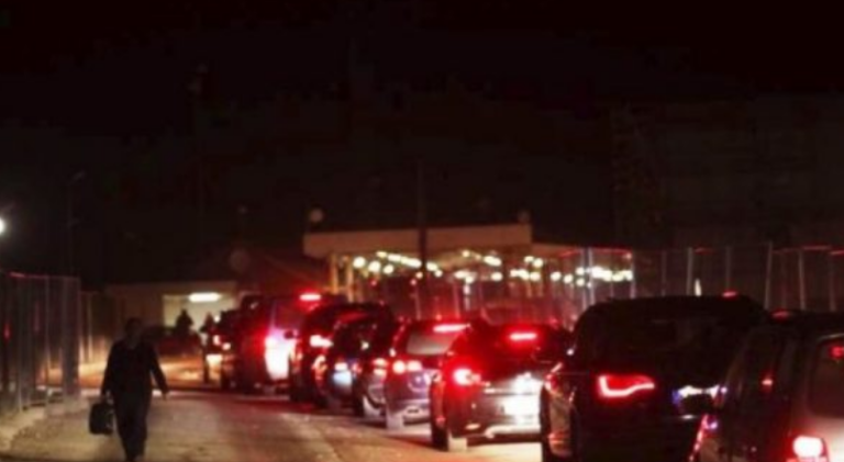 Pritje deri në gjysmë ore për të hyrë nga Shqipëria në Kosovë