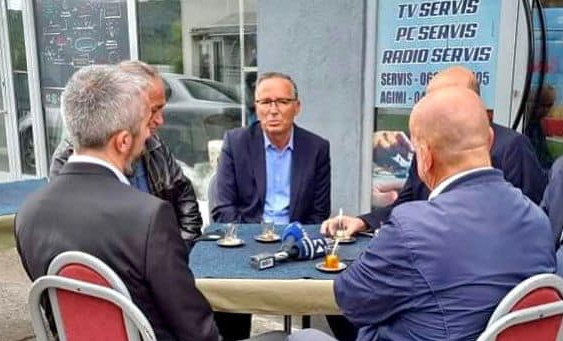 Hamza në veri bashkon kandidatët për Mitrovicë: Interesi nacional më i rëndësishëm se ai partiak