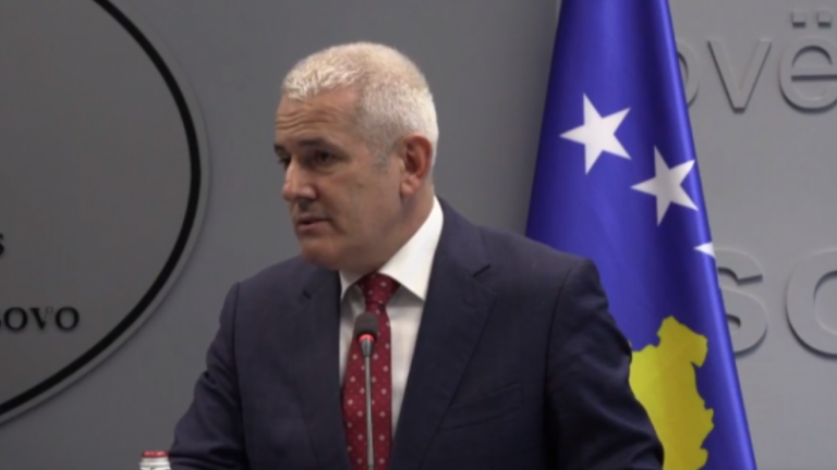 Xhelal Sveçla i reagon Borellit në lidhje me aksionin në veri