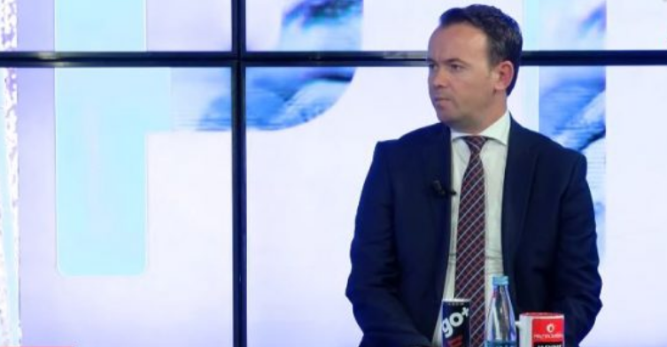 Peci i përgjigjet reagimeve për Darkën e Lamës: Distanca ishte e mjaftueshme, asgjë për t’u shqetësuar