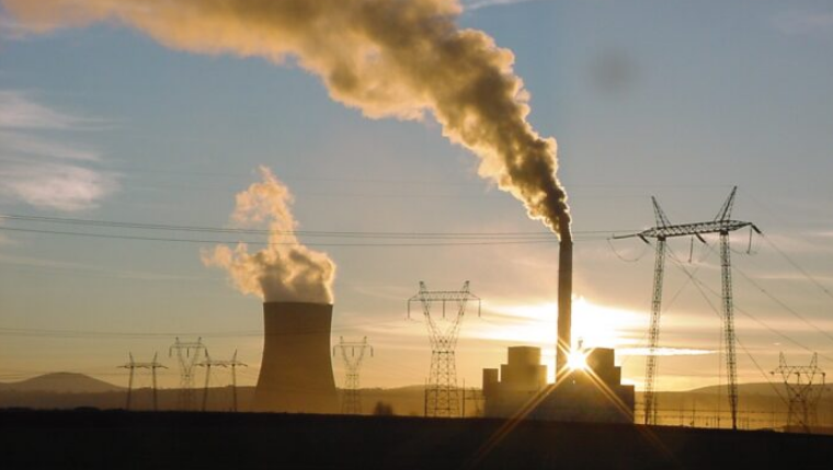 Kosova e dyta në botë më e varura nga thëngjilli për energji elektrike