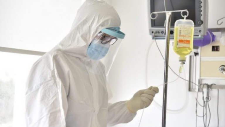 Pulmologu Thaçi: 25 pacientë që kanë kaluar coronavirusin janë duke u trajtuar në Pulmologji