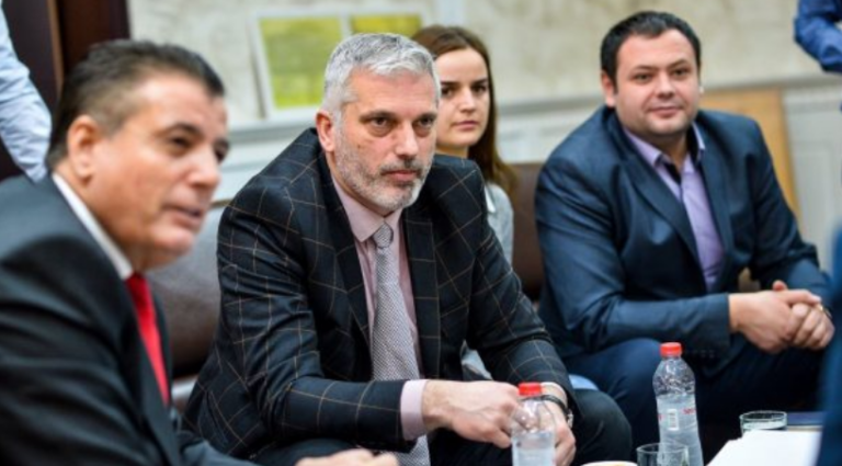 Ja kush do e zë pozitën e kryetarit të VV’së në Mitrovicë pas dorëheqjes së Mujkës