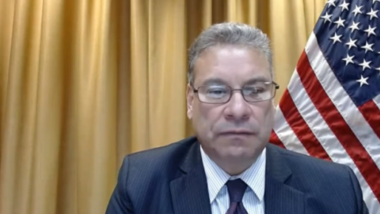 Escobar para anëtarëve të Kongresit amerikan: Dialogu duhet të përfundojë me njohje reciproke