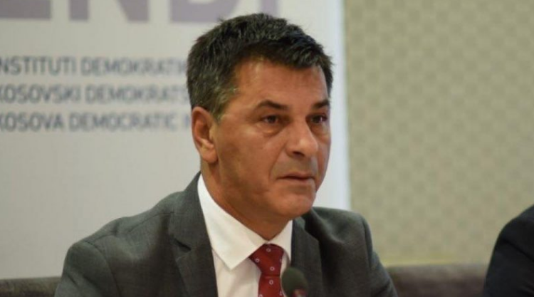 Ismet Kryeziu ‘godet’ Albin Kurtin: Pushteti i blerë me para publike, asnjëherë s’do ta ketë legjitimitetin qytetar