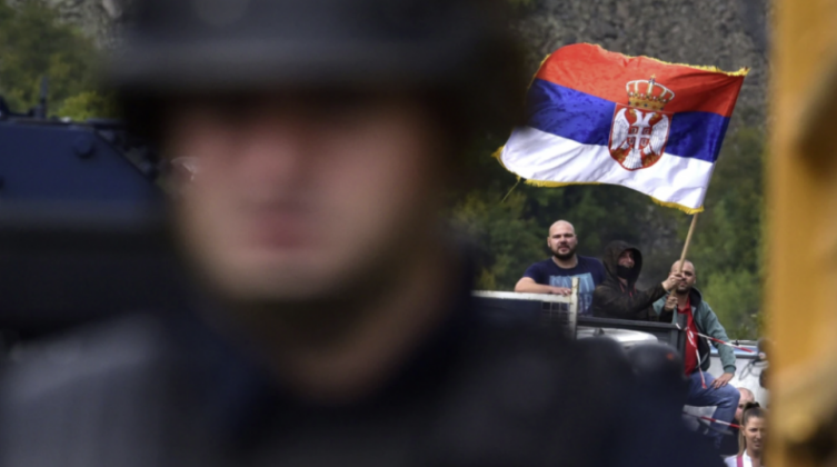 Eksperti amerikan: Rusia po angazhohet vazhdimisht në akte spiunazhi në Kosovë