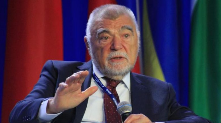 Mesiq: Kthimi i Serbisë në Kosovë është një iluzion