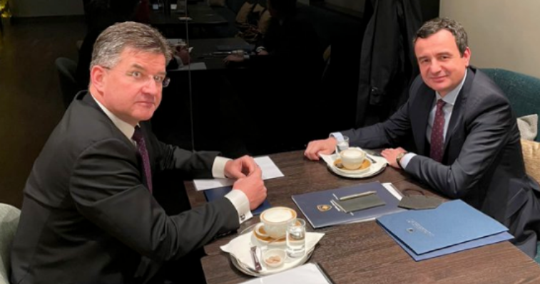 ‘Diskutim i thellë’: Lajçak tregon se çfarë ka diskutuar me Kurtin në Vjenë