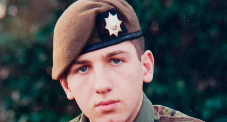 Ushtari britanik që pësoi sëmundje mendore nga lufta në Kosovë dyshohet se është vetëvrarë