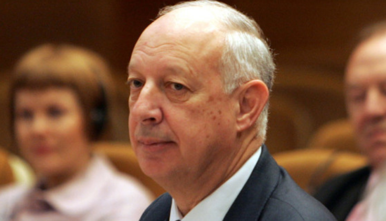 Ish sekretari i NATO-s: Serbia të njohë Kosovën, s`ka zgjidhje tjetër