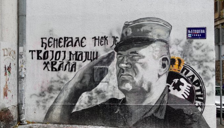 Presidenca e Kosovës reagon për muralin e Mladiqit në Beograd: Simboli i mbështetjes së regjimit të Vuçiqit